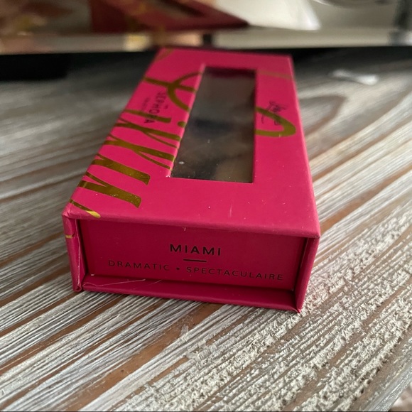 Lilly Lashes for Sephora in style Miami - Picture 4 of 4